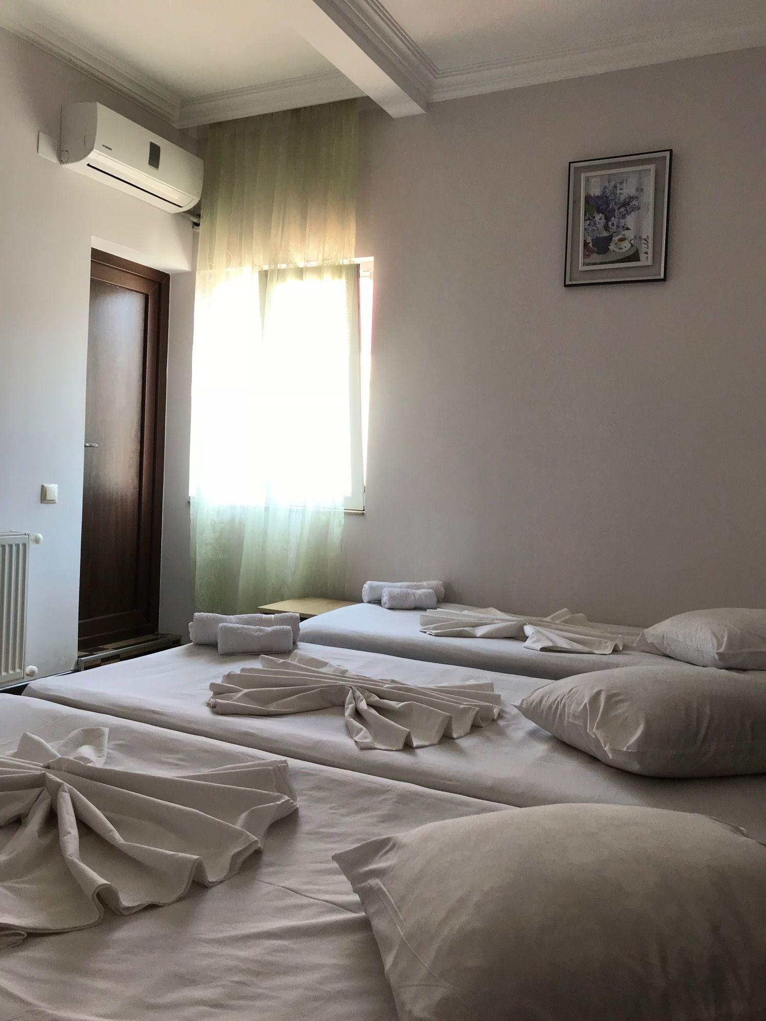 Holiday House Batumi Eksteriør billede