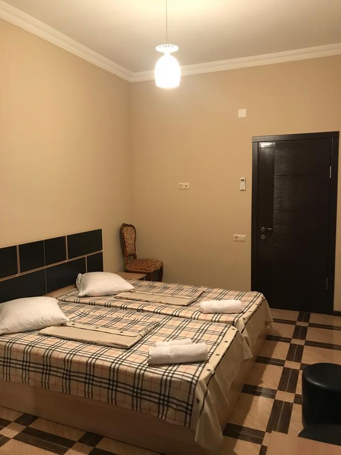 Holiday House Batumi Eksteriør billede